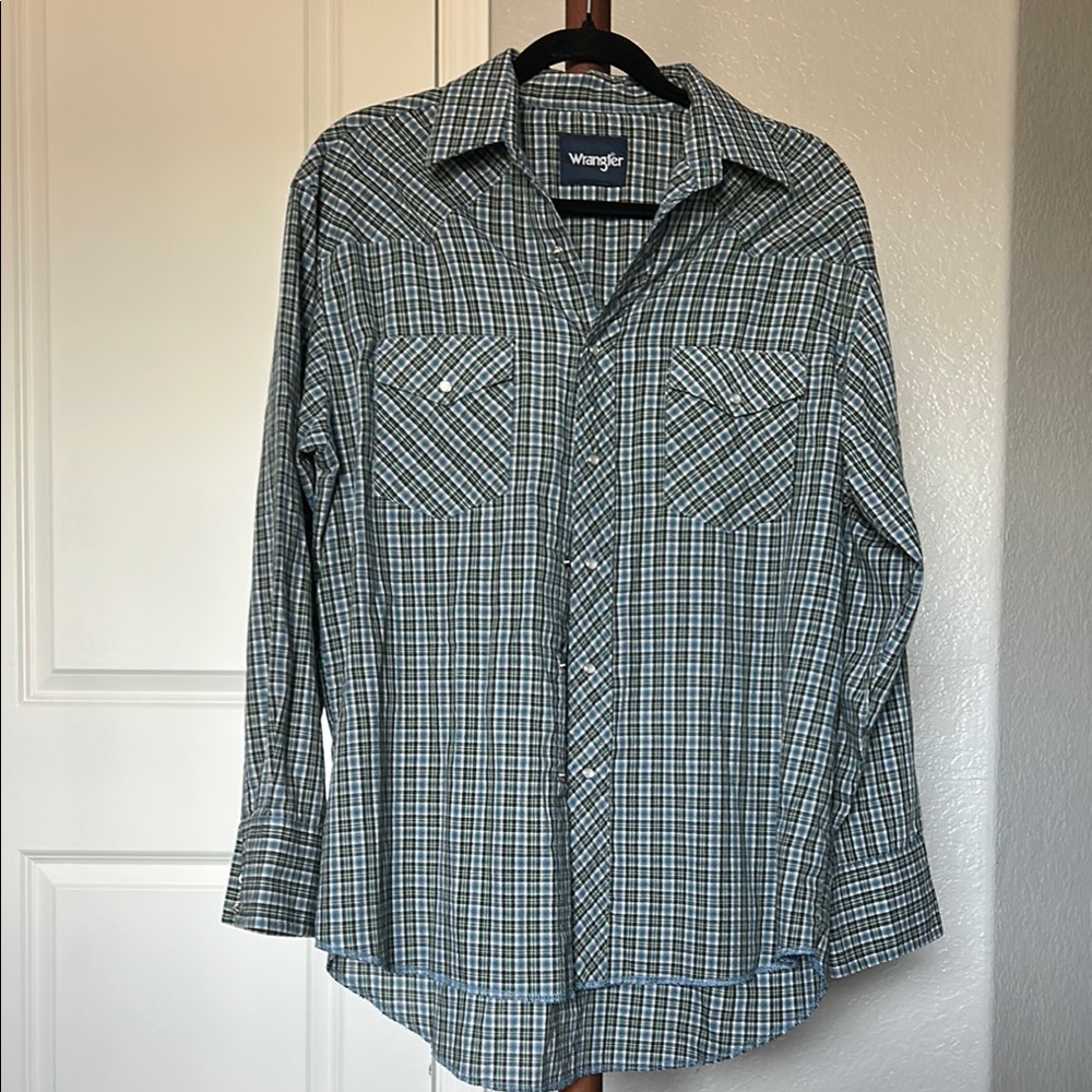 Wrangler Men's Light Weight Green Plaid Long Sleeve Size Large |A203